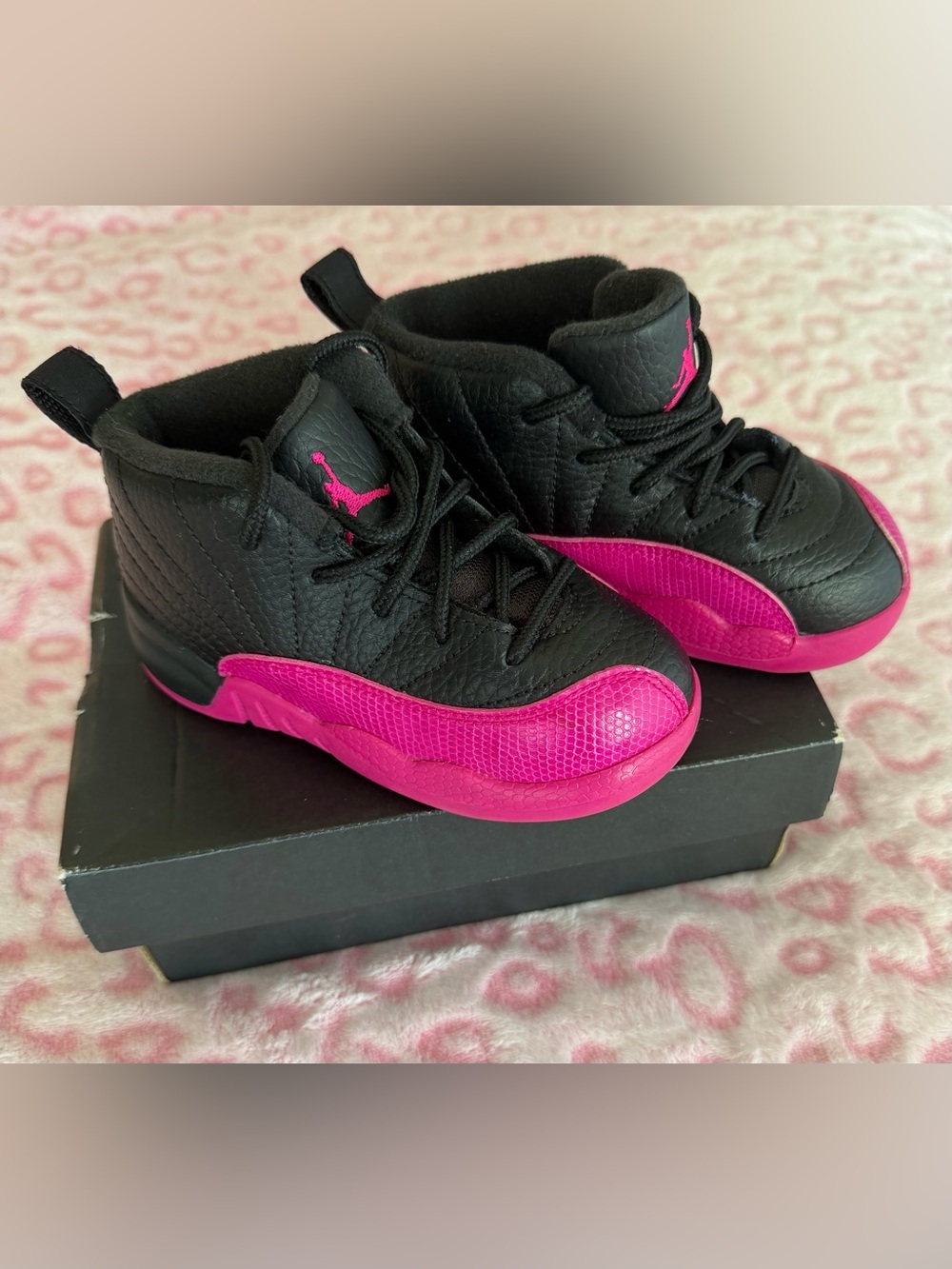 Jordan 12 Retro In Deadly Pink Shoes
Size: 8 (Toddler) - Picture 4 of 9